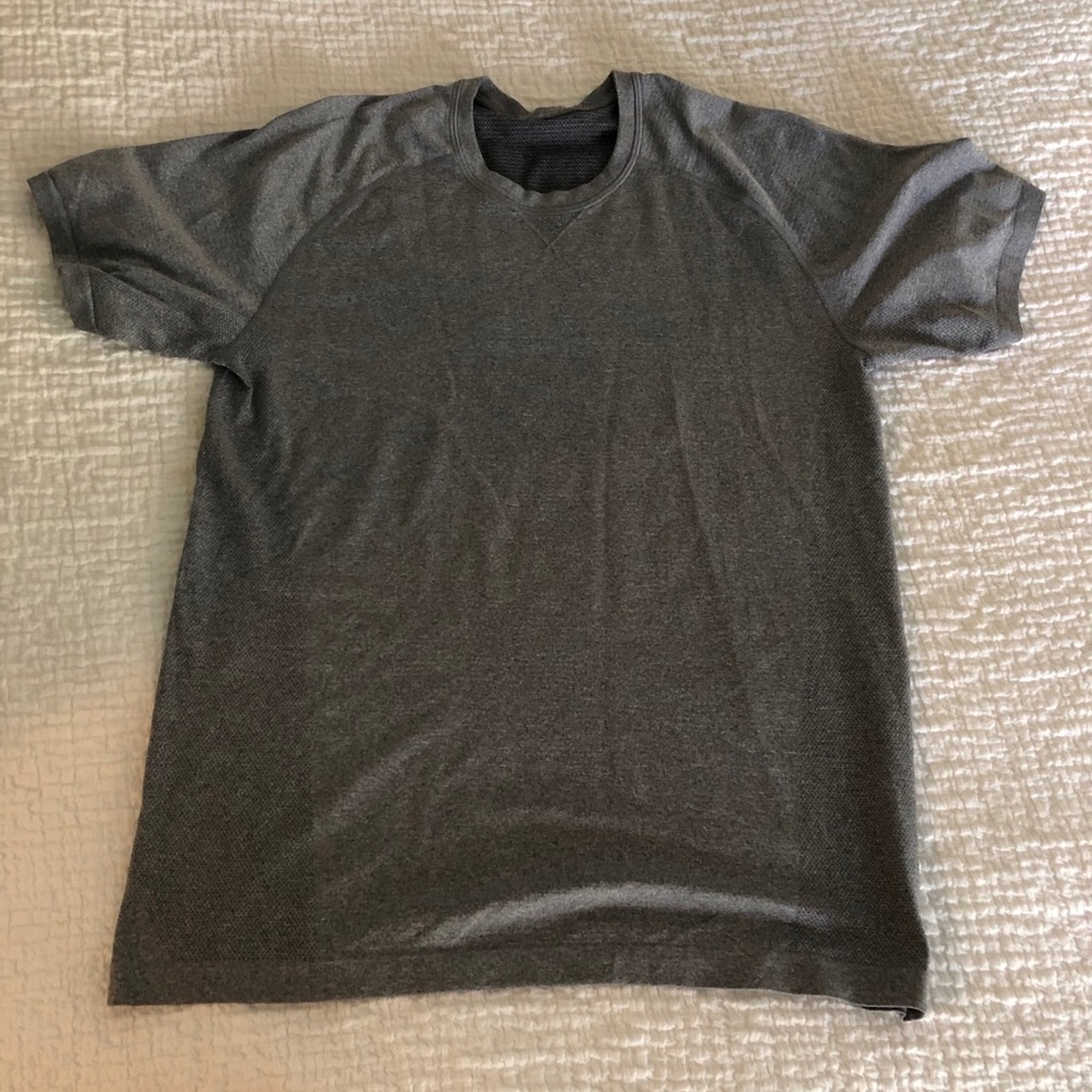 Lululemon Mens Metal Vent Shirt